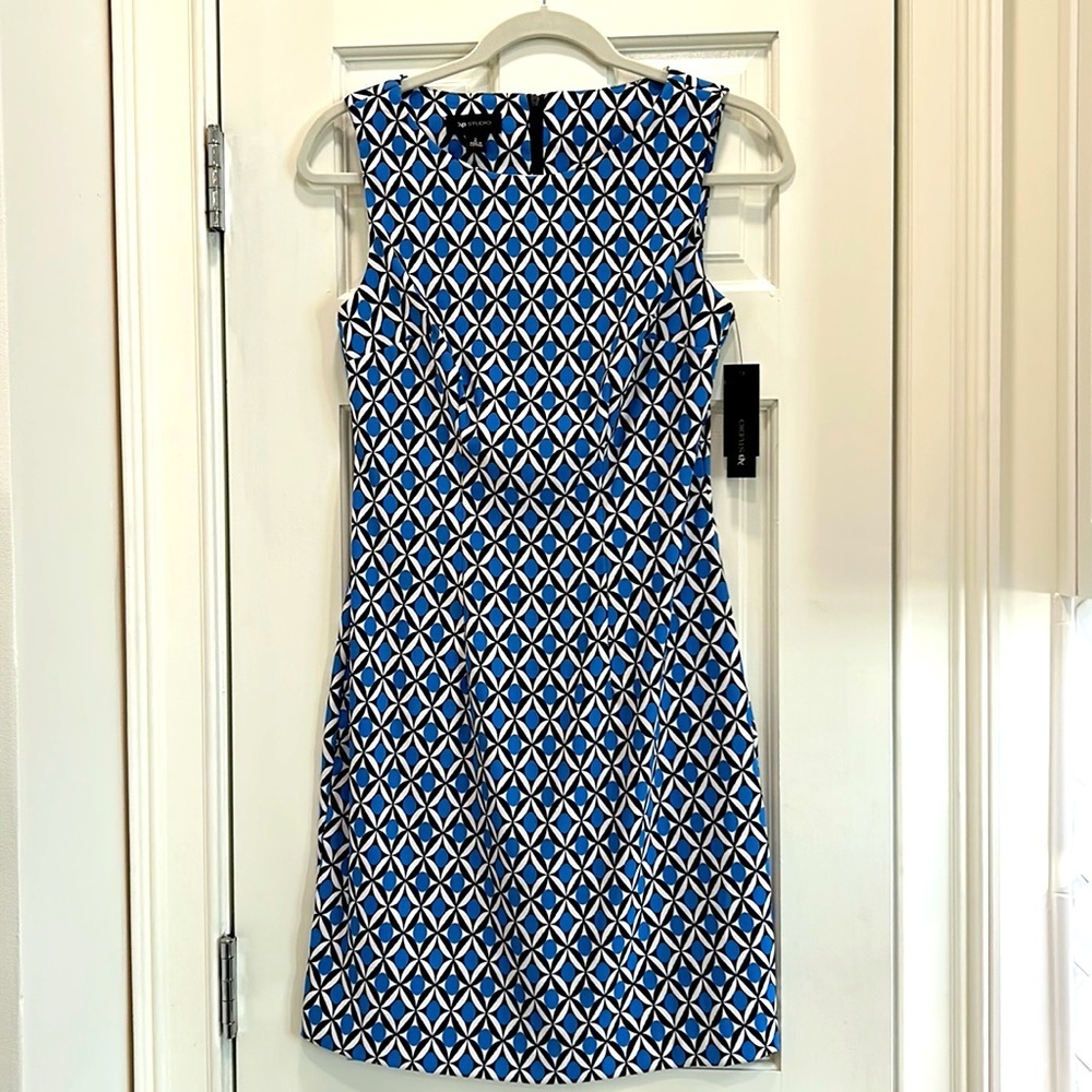 AB Studio NWT Polyester No Wrinkle Office or Casual Dress sz.2 NWT